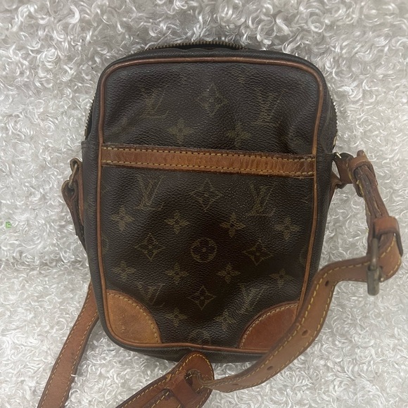 LOUIS VUITTON Danube Crossbody Shoulder Bag SL1010 - Picture 1 of 16